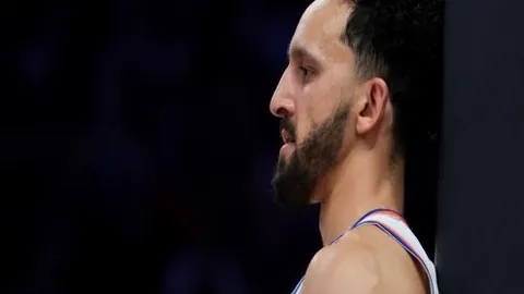 皇马将允许帕斯在科莫续约一年，今夏不执行回购权